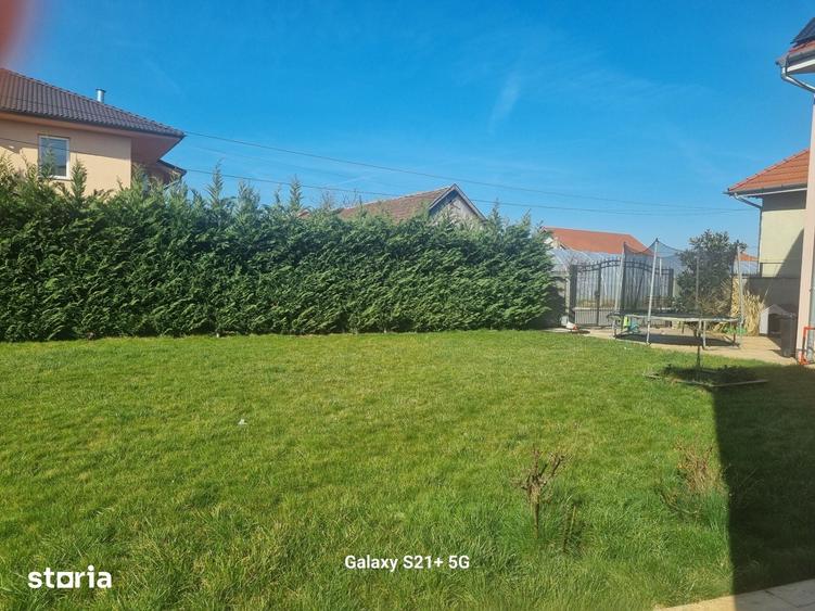 Casă cu 4 camere cu Teren 780 Mp în Nojorid