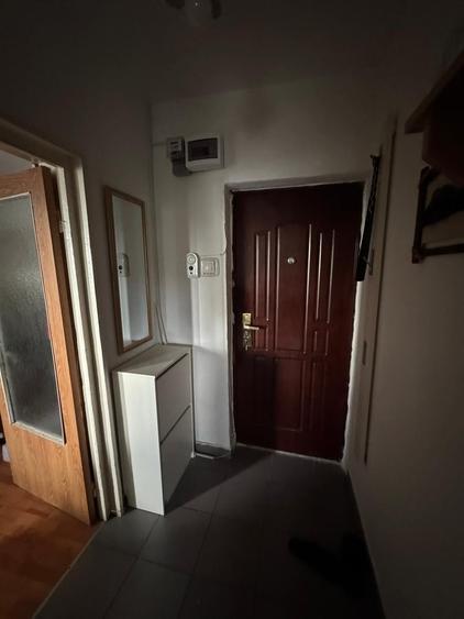 Apartament cu 2 camere semidecomandat în Brâncoveanu