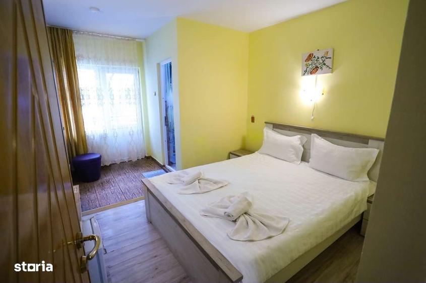 Spațiu comercial, de 2,200 mp, în Central