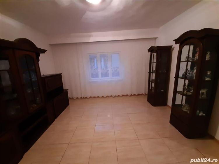 Casă cu 4 camere în Năvodari