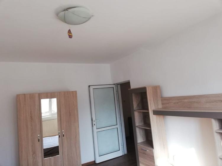 Apartament cu 2 camere decomandat în Ultracentral