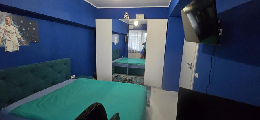 Apartament cu 4 camere decomandat în Km 4-5