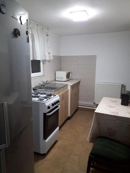 Casă cu 2 camere cu Teren 140 Mp în Chercea