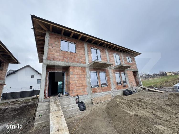 Casă cu 3 camere cu Teren 250 Mp în Ipotești