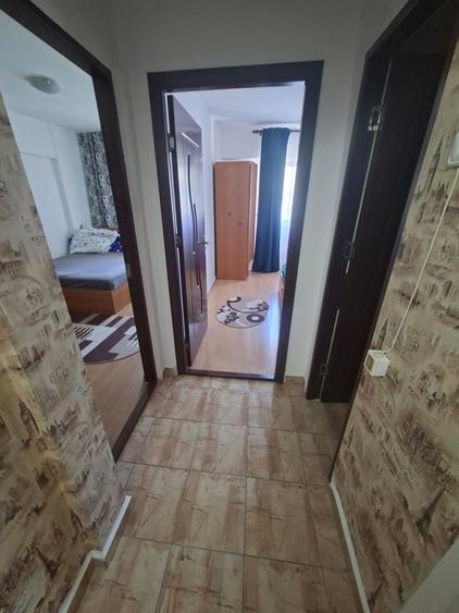 Apartament cu 3 camere decomandat în Păcurari