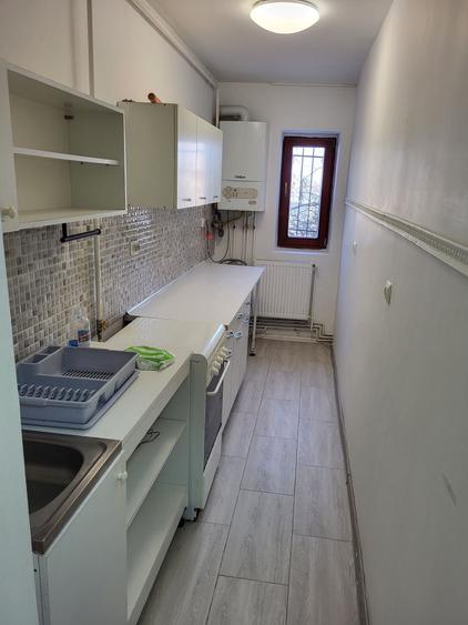 Garsonieră decomandată în Drumul Carului