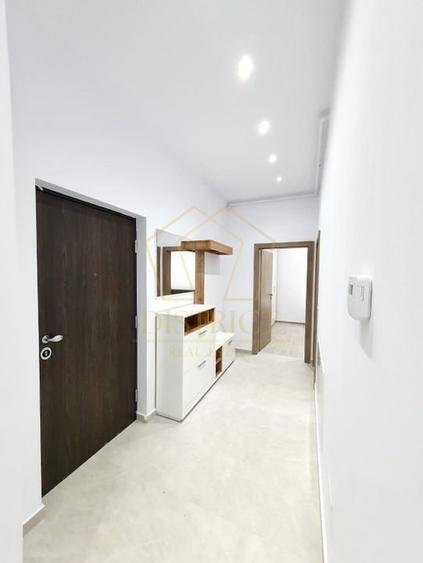 Apartament cu 2 camere semidecomandat, mobilat în Aradului