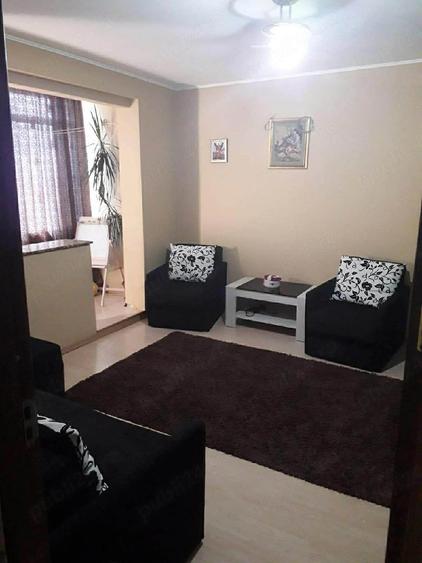Apartament cu 2 camere semidecomandat în Craiovei