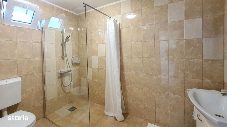 Casă cu 4 camere în Negoiești