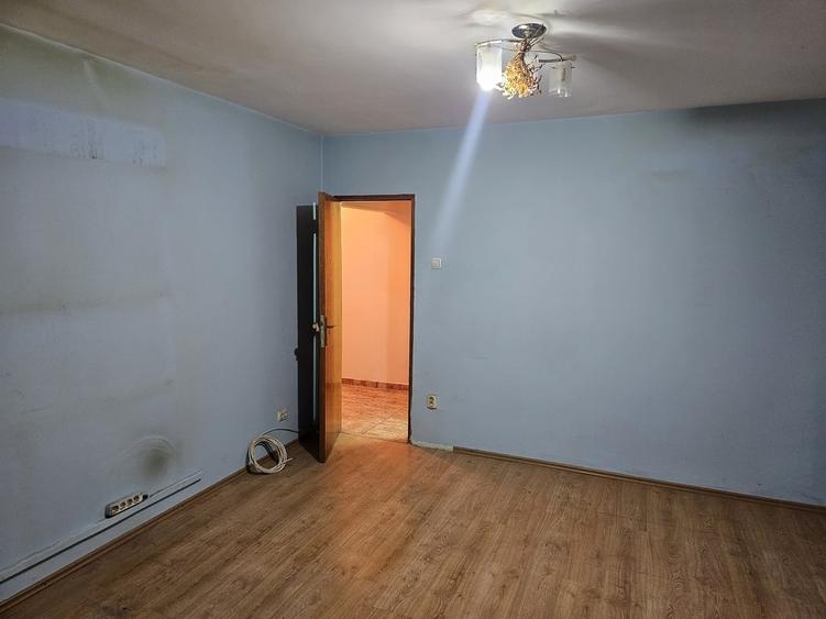 Apartament decomandat în Bucur Obor