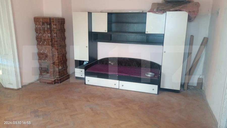 Casă individuală cu 5 camere cu Canalizare în Reghin