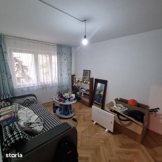 Apartament cu 4 camere în Mănăștur