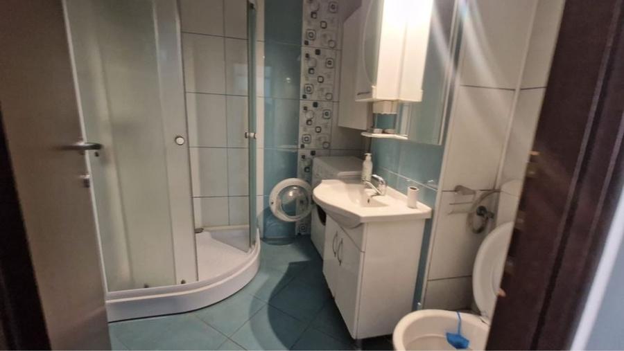 Apartament cu 2 camere decomandat în Tudor