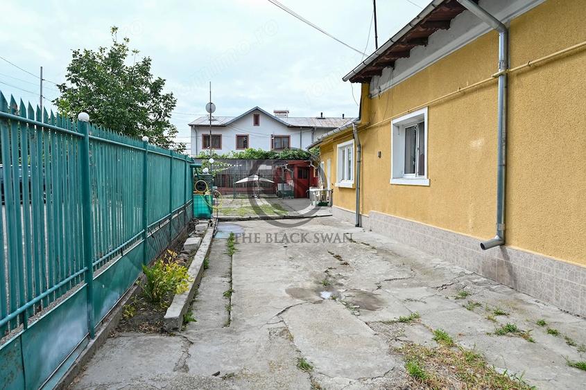 Casă cu 3 camere cu Canalizare în Mihai Bravu