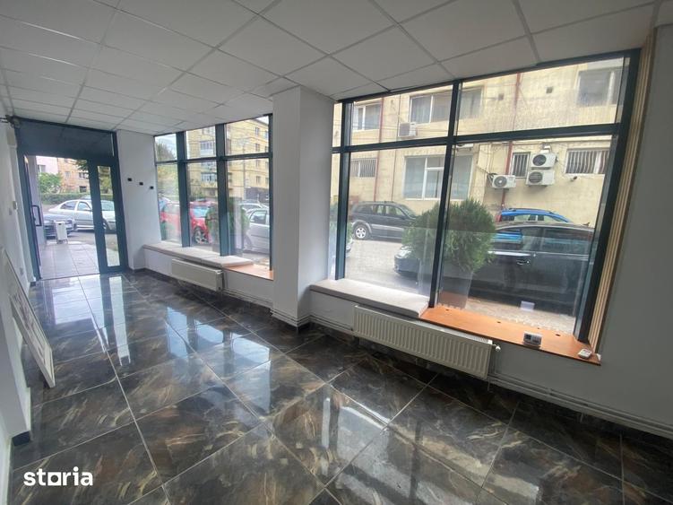Spațiu comercial, de 30 mp, în Central