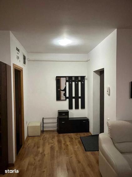 Apartament cu 2 camere semidecomandat în Titan