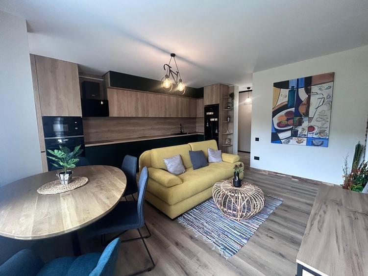 Apartament cu 3 camere semidecomandat în Florești — fotografia 2