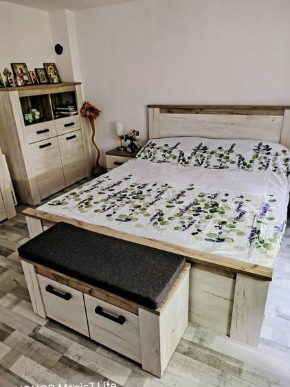 Casă cu 4 camere în Podu Cristinii