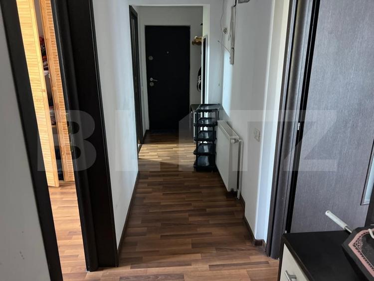 Apartament cu 2 camere decomandat, mobilat în Calea București