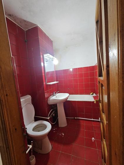 Apartament cu 2 camere semidecomandat în Lacu