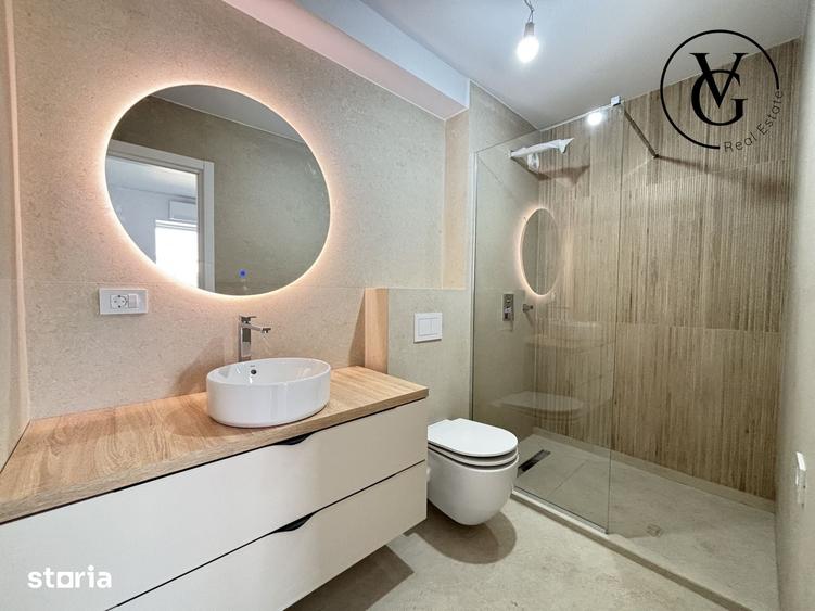 Apartament cu 3 camere semidecomandat în Nord