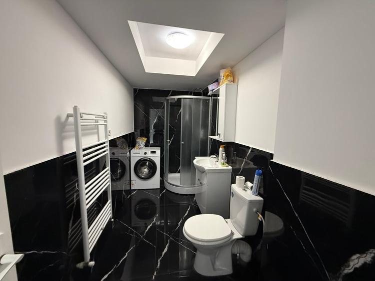 Apartament cu 3 camere decomandat, mobilat în Cetate