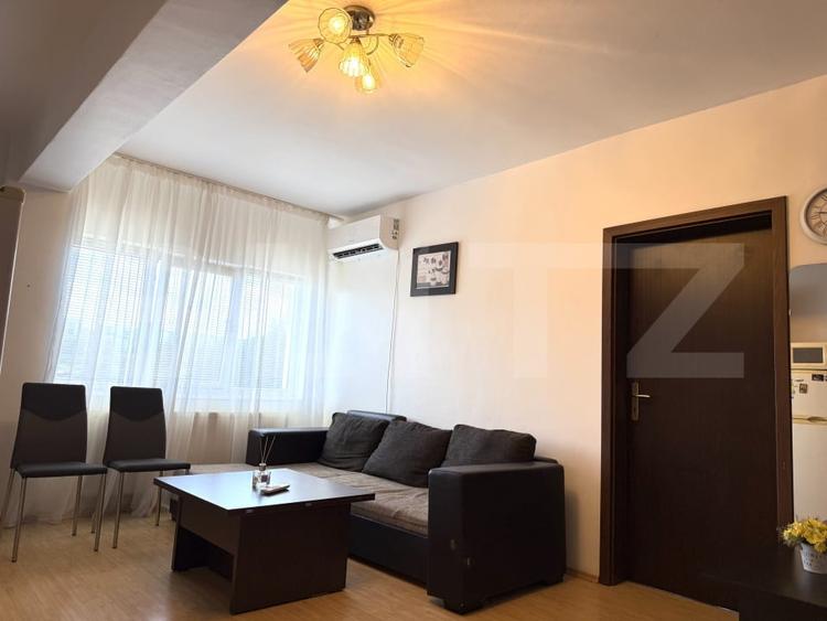 Apartament cu 2 camere semidecomandat, mobilat în Zorilor