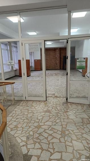 Spațiu comercial, de 480 mp, în Central