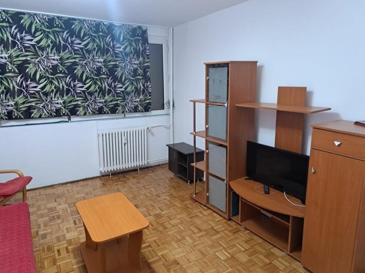 Apartament cu 2 camere decomandat în Unirii