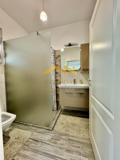 Casă individuală cu 4 camere cu Canalizare în Sânmihaiu Român