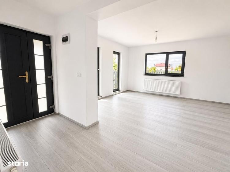 Casă cu 3 camere în Tomești