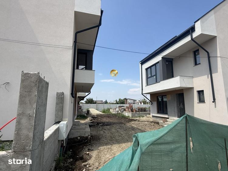 Casă cu 5 camere cu Teren 250 Mp în Central