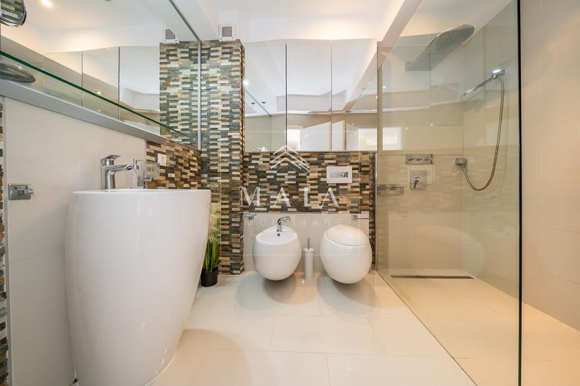 Apartament cu 3 camere decomandat în Calea Dumbrăvii