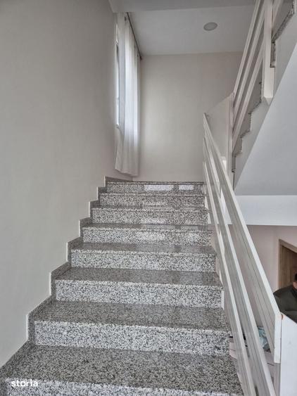 Apartament cu 4 camere în Cloșca