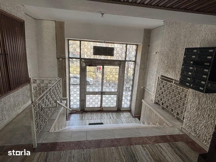 Apartament cu 3 camere în Coșbuc