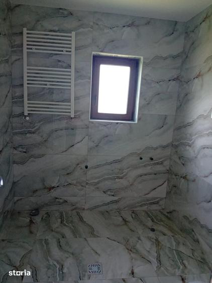 Casă cu 4 camere cu Teren 571 Mp în Crevedia