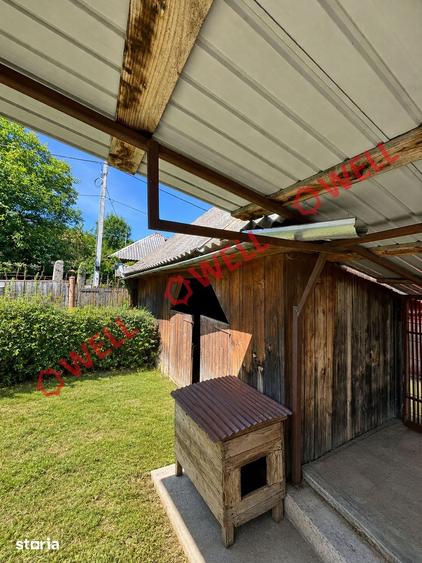 Casă cu Teren 800 Mp în Poian