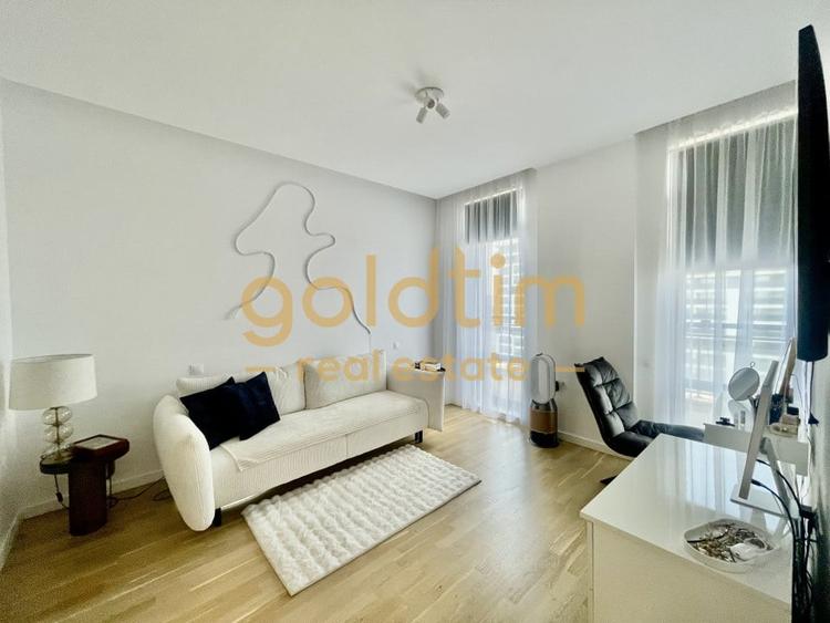 Apartament cu 4 camere decomandat în Aviației