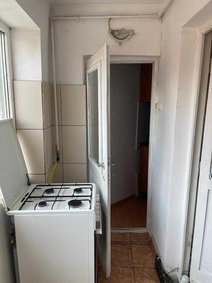 Garsonieră decomandată, mobilată în Central