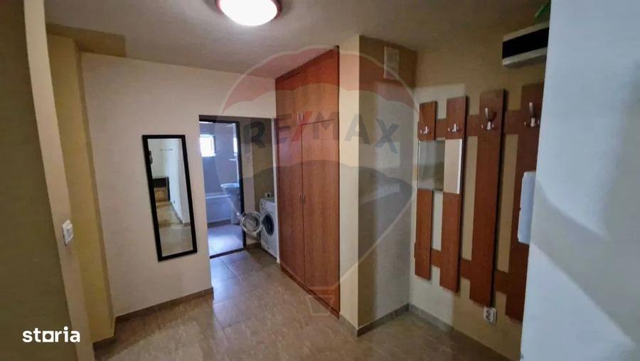 Apartament cu 2 camere decomandat, mobilat în Podgoria