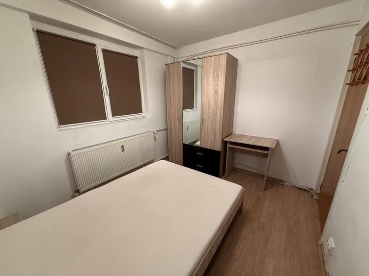 Apartament cu 2 camere decomandat în Drumul Taberei