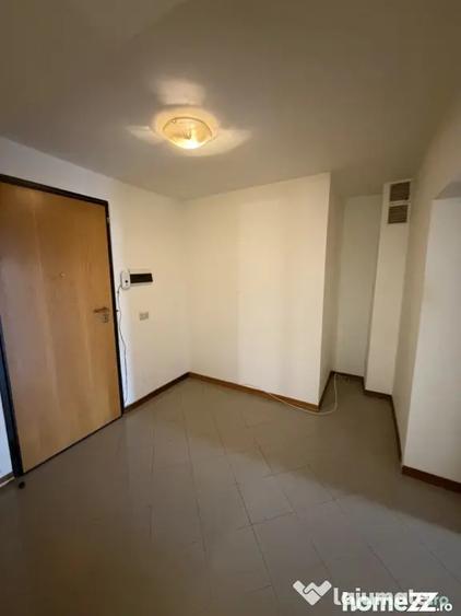 Apartament cu 3 camere decomandat, mobilat în Unirii