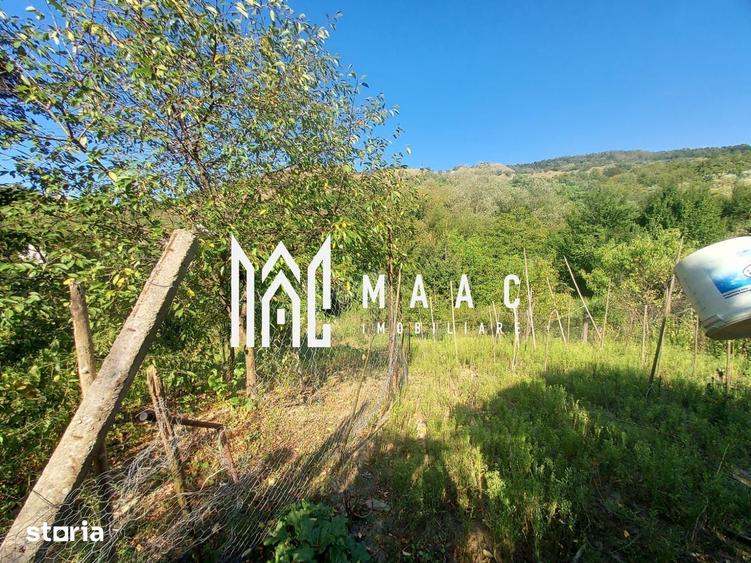 Casă cu 4 camere cu Teren 1200 Mp în Central