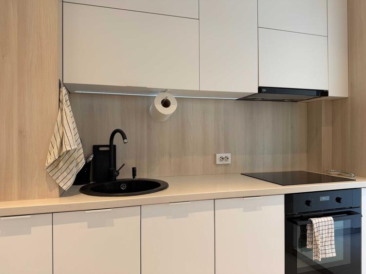 Apartament cu 3 camere decomandat în 1 Decembrie 1918