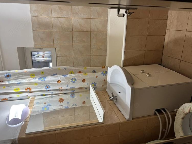 Garsonieră decomandată în Medicină