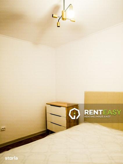 Apartament cu 3 camere decomandat în Independenței