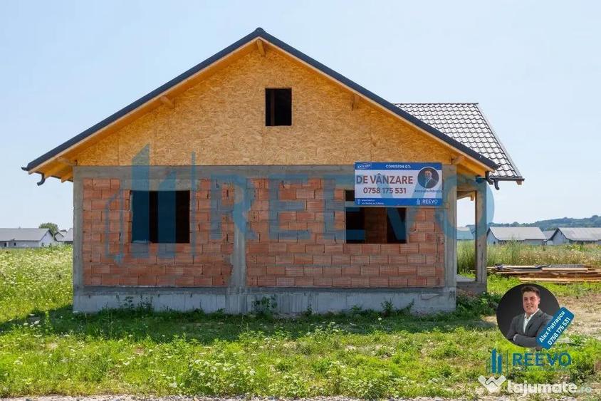 Casă cu 3 camere cu Canalizare în Hemeiuș