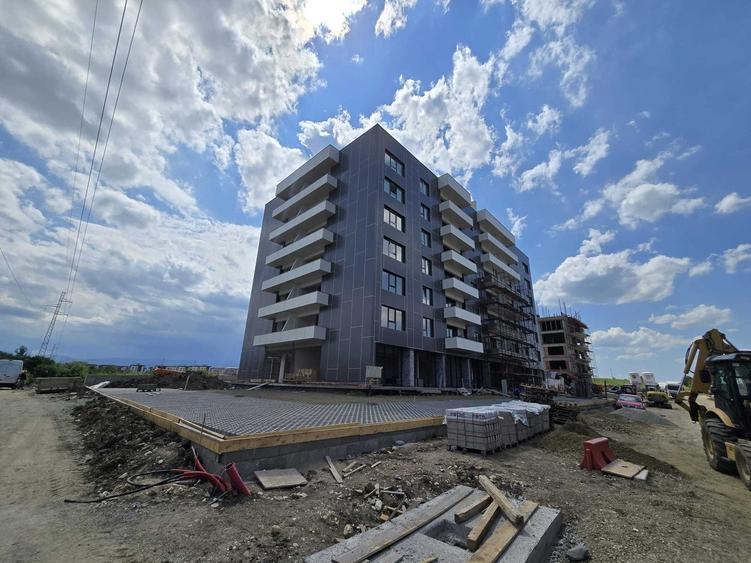 Apartament cu 2 camere semidecomandat în Exterior Vest