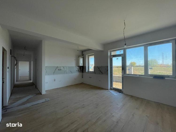 Apartament cu 3 camere decomandat în Rudicica