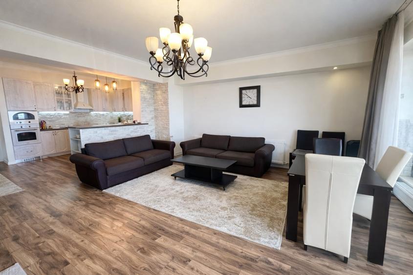 Apartament cu 3 camere, mobilat în Pipera